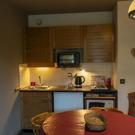 3 Pers. Avec Terrasse - 100m Des Remontees, Parking, Et Navettes A Proximite - Fr-1-676-102 * Châtel